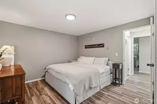 705 Lucerne Ln SE, Olympia, WA 98513 - Photo 16