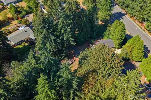 13403 Redmond Wy, Redmond, WA 98052 - Photo 18