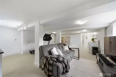 12015 Exeter Avenue NE, Seattle, WA 98125 - Photo 30