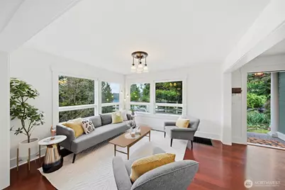 12015 Exeter Avenue NE, Seattle, WA 98125 - Photo 6