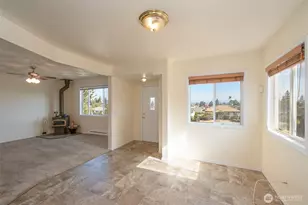 1026 E 6th St, Port Angeles, WA 98362 - Photo 10