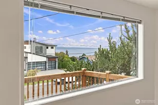 20126 24th Ave NW, Shoreline, WA 98177 - Photo 12