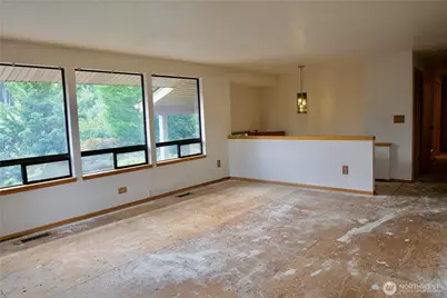 425 SE 169th Street, Bothell, WA 98012 - Photo 2