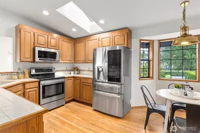 814 6th Avenue S, Edmonds, WA 98020 - Photo 10