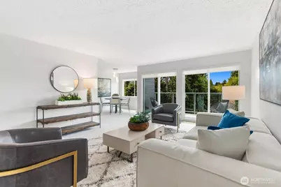 2501 Canterbury Ln E #216, Seattle, WA 98112 - Photo 4