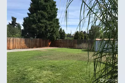 1033 Tyler Street, Wenatchee, WA 98801 - Photo 14