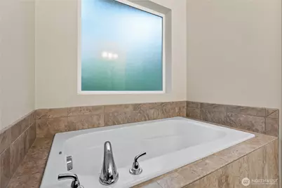 7911 49th Street NE, Marysville, WA 98270 - Photo 14