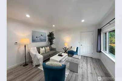 13410 40th Ave S, SeaTac, WA 98168 - Photo 2
