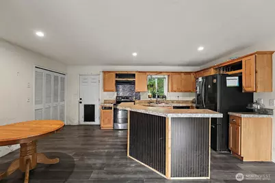 9210 147th Street Ct NW, Gig Harbor, WA 98329 - Photo 2
