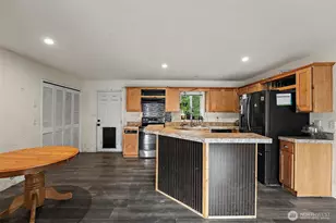 9210 147th St Ct NW, Gig Harbor, WA 98329 - Photo 2