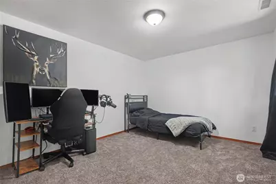 20402 11th Avenue Ct E, Spanaway, WA 98387 - Photo 18