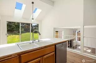 11825 NE 167th St, Bothell, WA 98011 - Photo 10