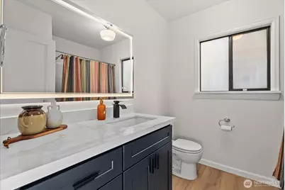 7530 Roosevelt Wy NE, Seattle, WA 98115 - Photo 16