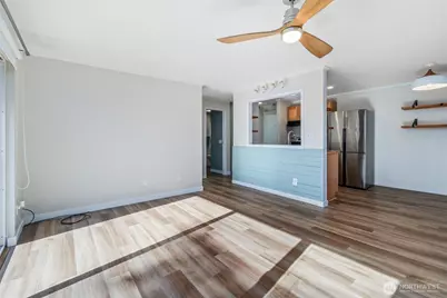 19428 Aurora Avenue N #431, Shoreline, WA 98133 - Photo 14