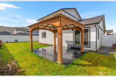 1447 Curtis Drive, Rock Island, WA 98850 - Photo 6