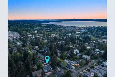 9210 116th Avenue NE, Kirkland, WA 98033 - Photo 4