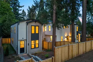 9210 116th Ave NE, Kirkland, WA 98033 - Photo 28