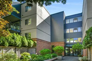 275 W Roy St, Seattle, WA 98119 - Photo 26