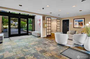 275 W Roy St, Seattle, WA 98119 - Photo 18