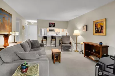 275 W Roy Street #205, Seattle, WA 98119 - Photo 4