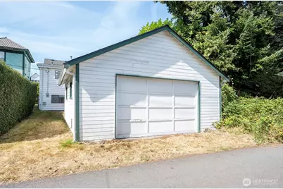 2513 Cedar Street, Everett, WA 98201 - Photo 36