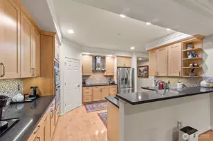 1805 134th Ave SE, Bellevue, WA 98005 - Photo 8