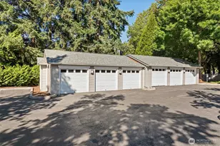 1805 134th Ave SE, Bellevue, WA 98005 - Photo 36