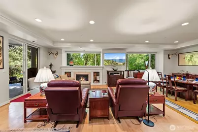 1805 134th Avenue SE #10, Bellevue, WA 98005 - Photo 6
