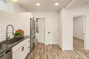 1529 Sturgus Ave S, Seattle, WA 98144 - Photo 16