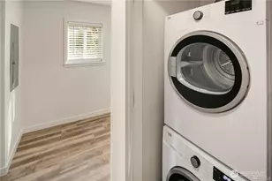 1529 Sturgus Ave S, Seattle, WA 98144 - Photo 12