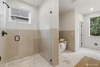 11737 40th Avenue NE #A, Seattle, WA 98125 - Photo 22