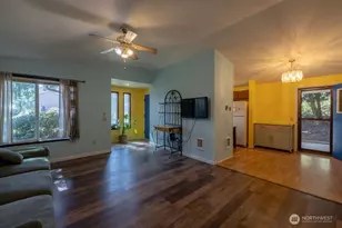 1115 W Hazel St, Port Angeles, WA 98363 - Photo 4