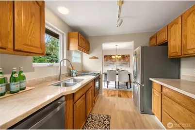 6039 NE 202nd Street, Kenmore, WA 98028 - Photo 12