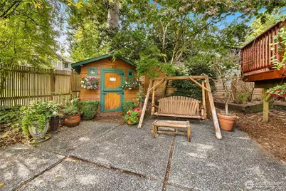 6039 NE 202nd Street, Kenmore, WA 98028 - Photo 30