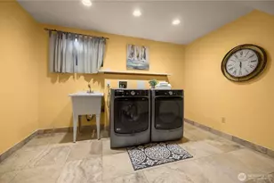 6039 NE 202nd St, Kenmore, WA 98028 - Photo 26