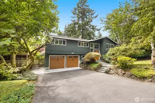 6039 NE 202nd St, Kenmore, WA 98028 - Photo 2