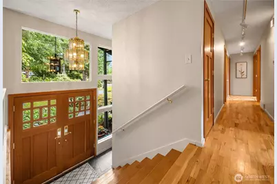 6039 NE 202nd Street, Kenmore, WA 98028 - Photo 4