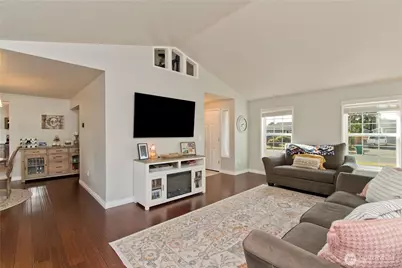 2871 Initial Avenue, Enumclaw, WA 98022 - Photo 2