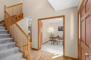 12017 93rd Pl NE, Kirkland, WA 98034 - Photo 4