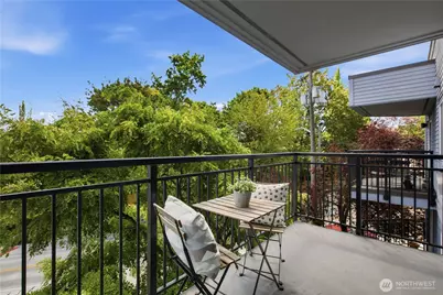 2512 E Madison Street #303, Seattle, WA 98112 - Photo 16