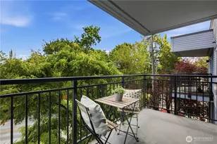 2512 E Madison St, Seattle, WA 98112 - Photo 16
