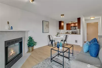 2512 E Madison Street #303, Seattle, WA 98112 - Photo 6