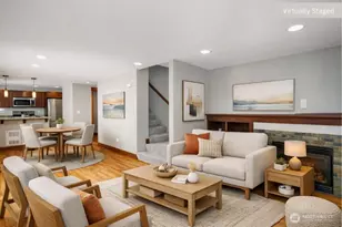 5260 Brooklyn Ave NE, Seattle, WA 98105 - Photo 2