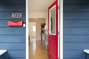 8115 12th Ave SW, Seattle, WA 98106 - Photo 2