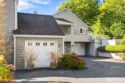 22559 SE 42nd Court #1450, Issaquah, WA 98029 - Photo 2