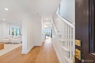 1140 23rd Avenue E, Seattle, WA 98112 - Photo 10