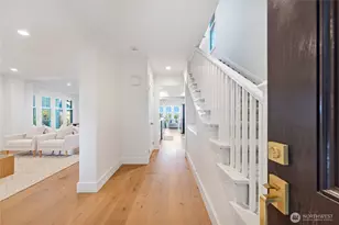 1140 23rd Ave E, Seattle, WA 98112 - Photo 10