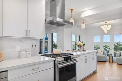 1140 23rd Avenue E, Seattle, WA 98112 - Photo 16