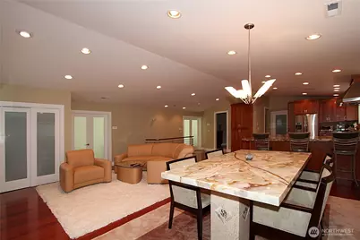 8011 Aurora Avenue N, Seattle, WA 98103 - Photo 6