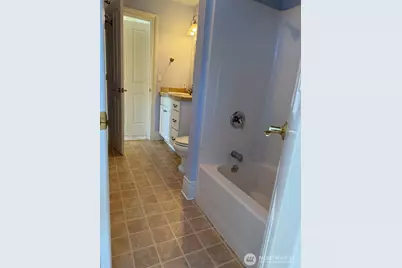 10925 81st Pl NE, Kirkland, WA 98034 - Photo 6